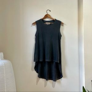 The Great sleeveless high-low T-shirt